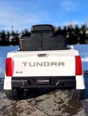 Детский джип Toyota Tundra (белый)