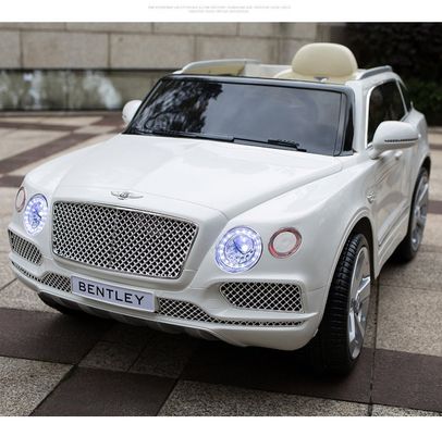 Bentley Bentayga premium edition (белый)