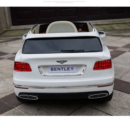 Bentley Bentayga premium edition (білий)