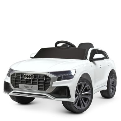 Audi Q8 белый