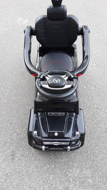 Електромобіль-каталка Mercedes-Benz G63 AMG  чорний