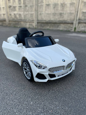 Дитячий електромобіль BMW 4 Style білий