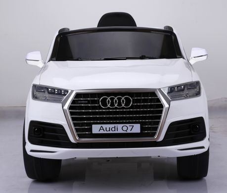 Audi Q7 premium edition (white)