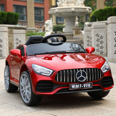 Mercedes-Benz GT Coupe Style красный лак