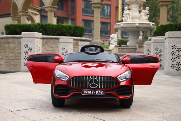 Mercedes-Benz GT Coupe Style красный лак