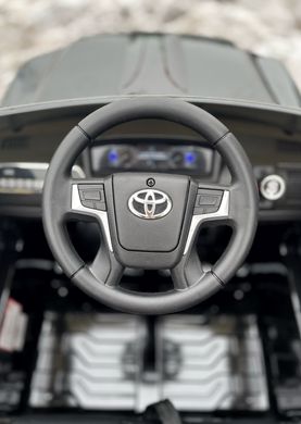 Дитячий позашляховик Toyota Land Cruiser чорний