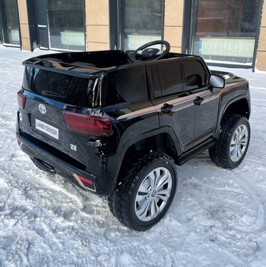 Джип Toyota Land Cruiser 300 4WD чорний Джип Toyota Land Cruiser 300 4WD чорний