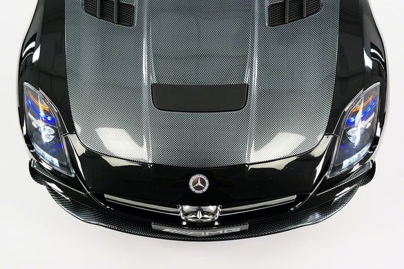 Mercedes-Benz SLS AMG Black Carbon с видео-планшетом