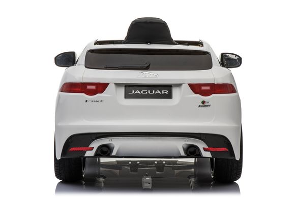 Jaguar F-Pace белый 4X4 (полный привод)