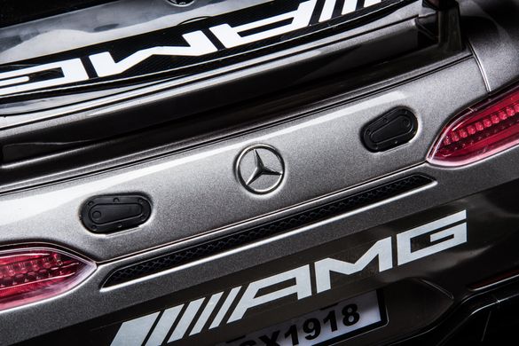 Mercedes-Benz GT4 AMG с видео-планшетом