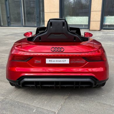 Дитячий електромобіль Audi RS e-tron GT червоний лак MP4