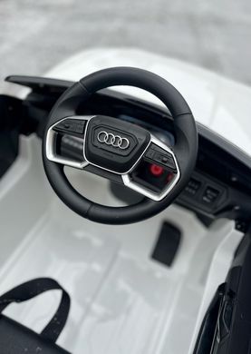 Детский электромобиль Audi E-tron Sportback 4х4 (полный привод) белый