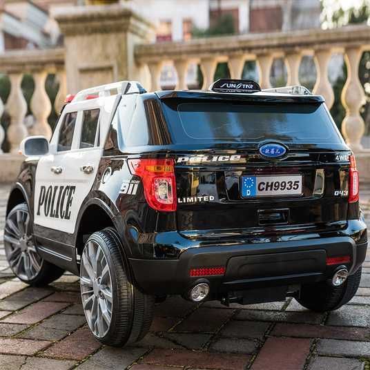 Поліцейський позашляховик Ford Style Police