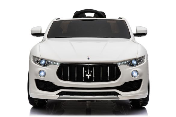 Maserati Levante Luxury c МР4 видео-планшетом белый